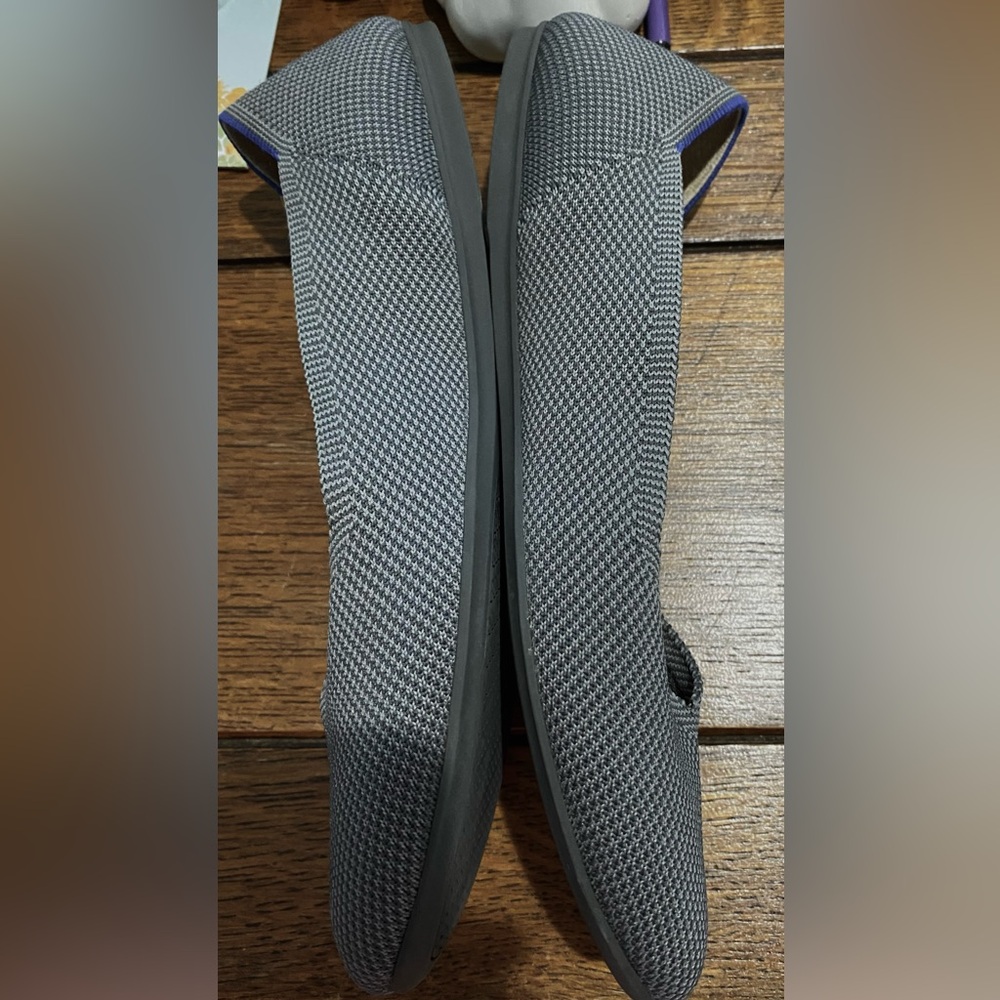 Size 11!  Rothy’s Grey & Cranberry Shoes w/Blue End. Excellent Used Condition - Picture 10 of 15